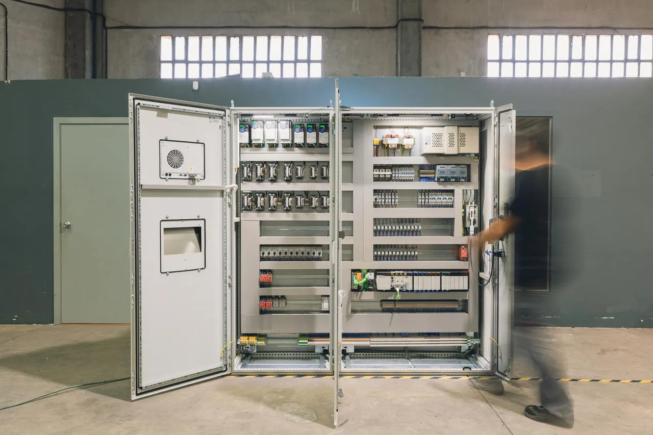 Premontaje de armario eléctrico